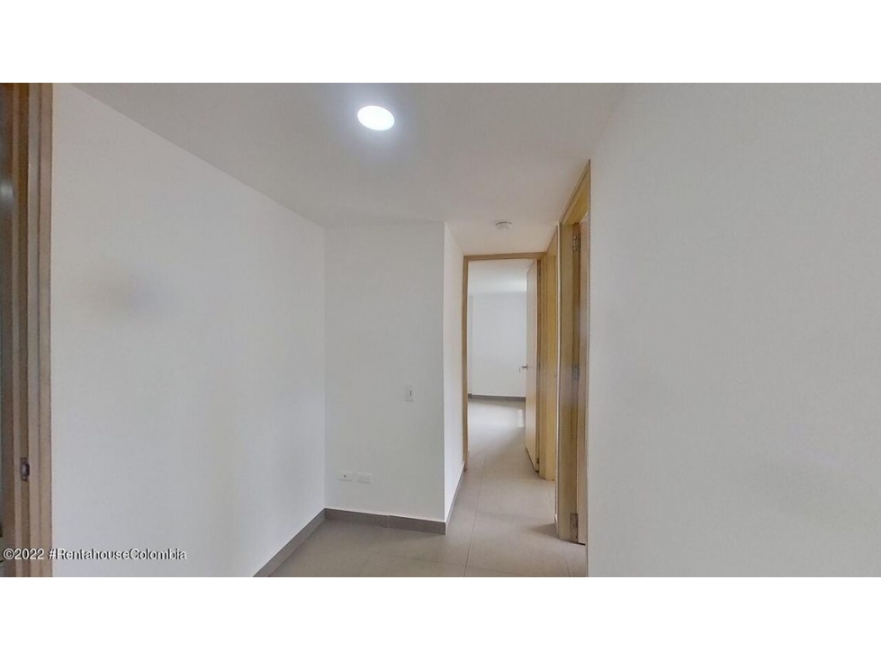 Apartamento en  Machado(Bello) RAH CO: 23-1173