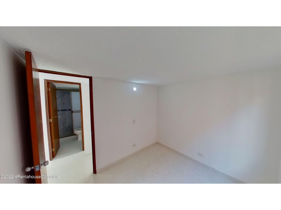 Apartamento en  La Magdalena RAH CO: 23-1204