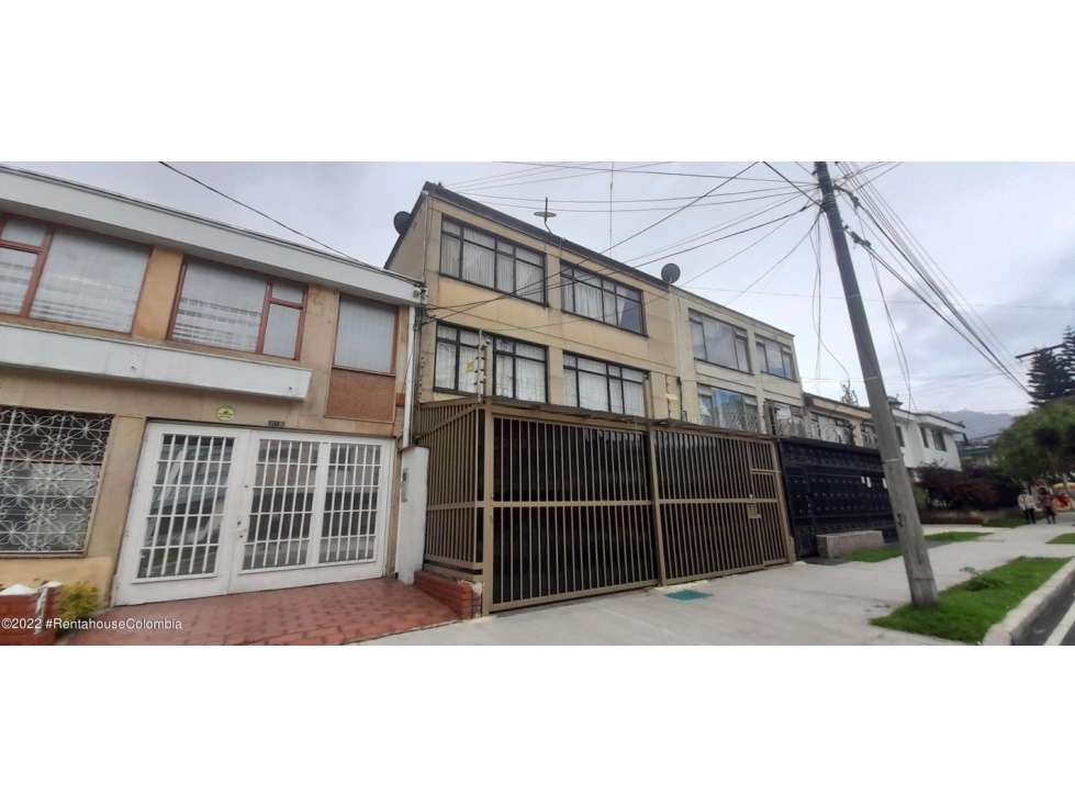 Vendo Apartamento en  Gran AmericaS.G. 23-1382