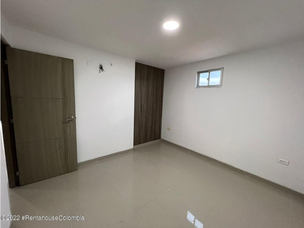 Vendo Apartamento en  Niza(Cucuta) C.O 23-1054