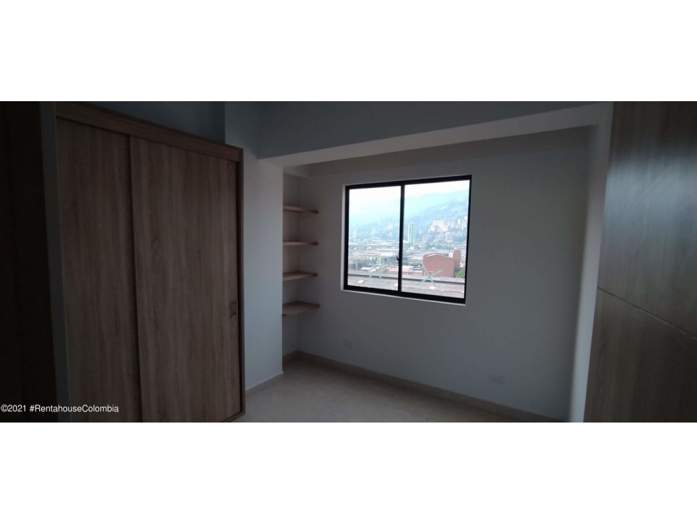 Vendo Apartamento en  Asturias(Itagui)S.G. 23-1659