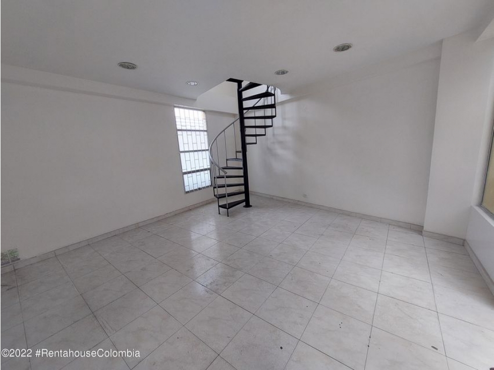 Vendo Comercial en  Modelia(Bogota) C.O 23-1511