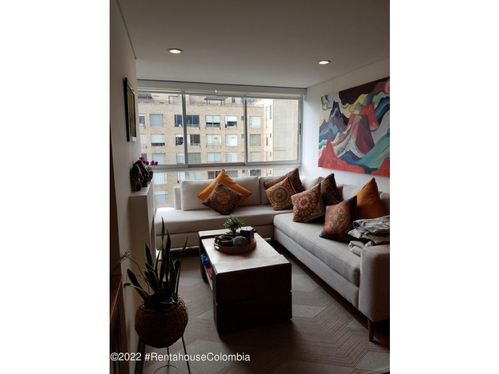 Apartamento en  Bella Suiza RAH CO: 22-2133