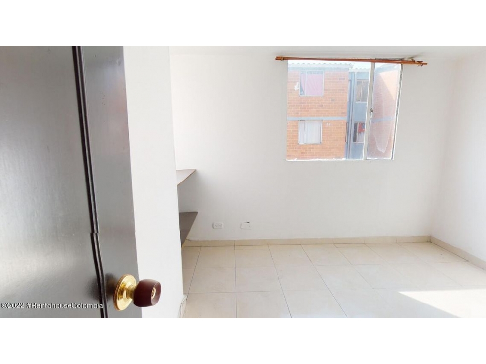 Apartamento en  Bogota RAH CO: 22-2896