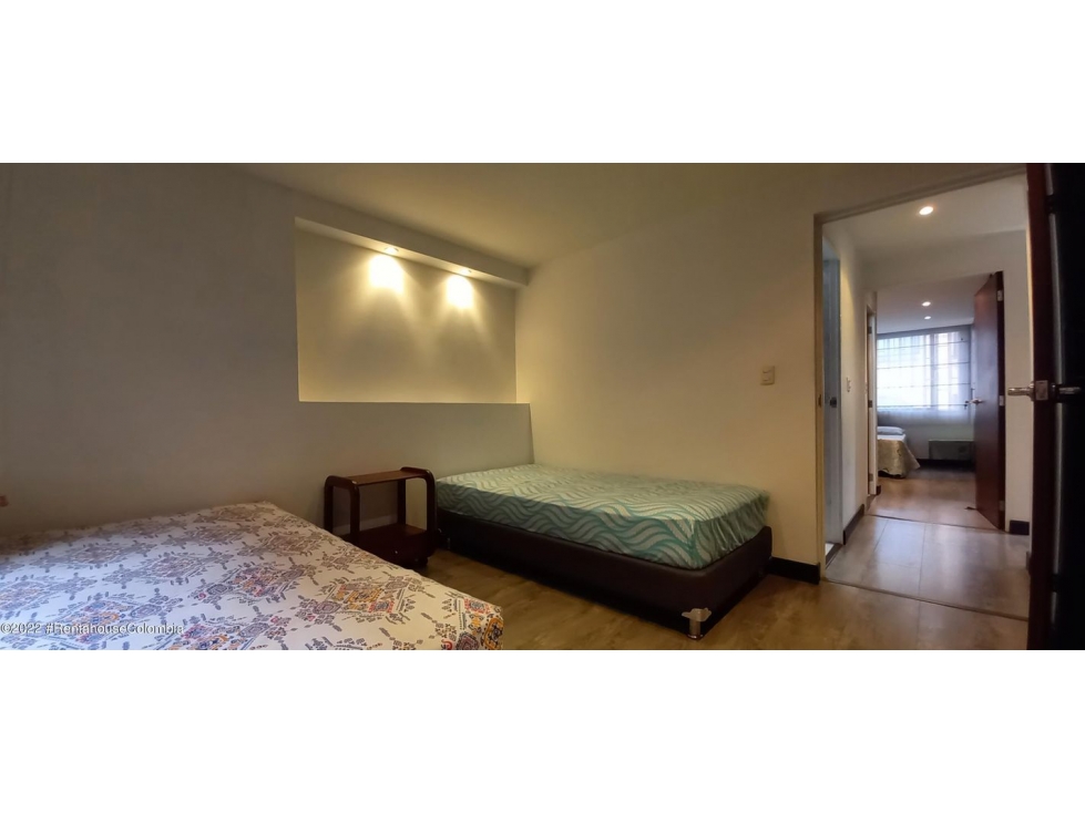 Apartamento en  Bella Suiza(Bogota) RAH CO: 23-78