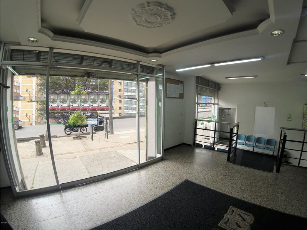 Comercial en  La Esperanza(Bogota) RAH CO: 23-906