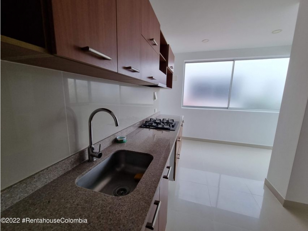 Apartamento en  Pontezuela RAH CO: 23-1000