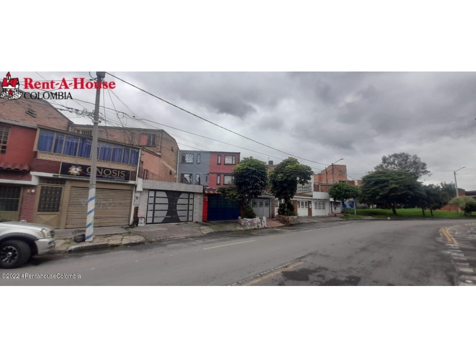Casa en  Mandalay(Bogota) RAH CO: 23-1723