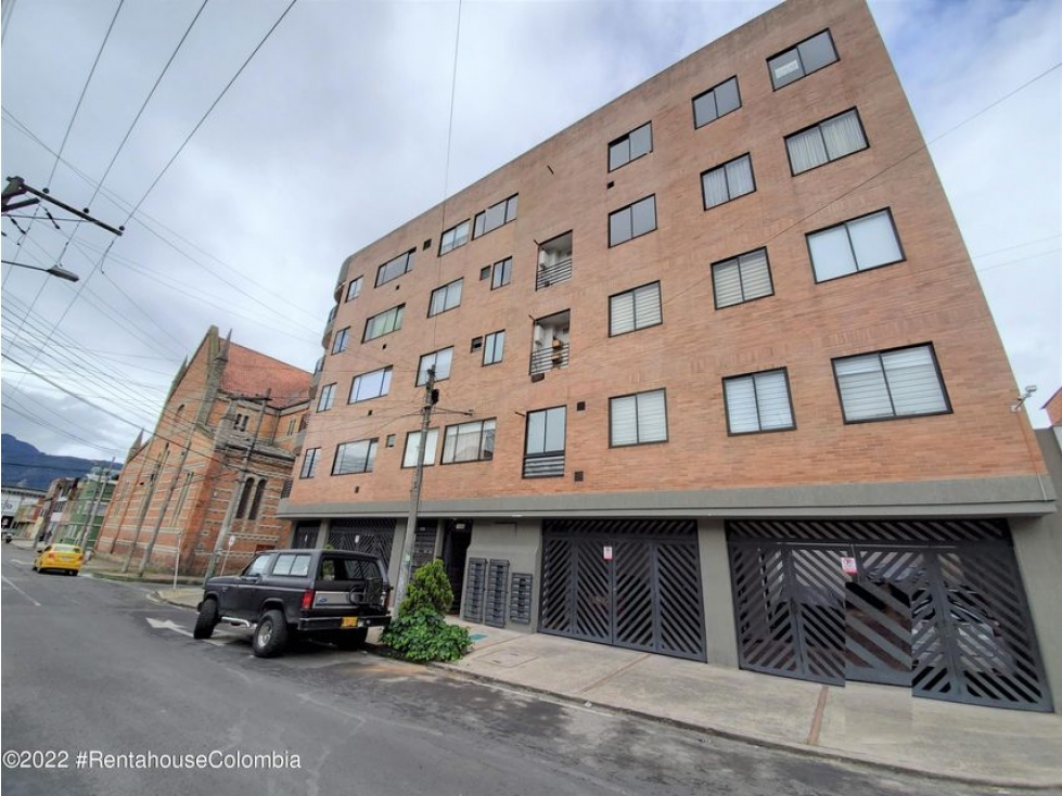 Apartamento en  San Fernando GZ: 23-1738