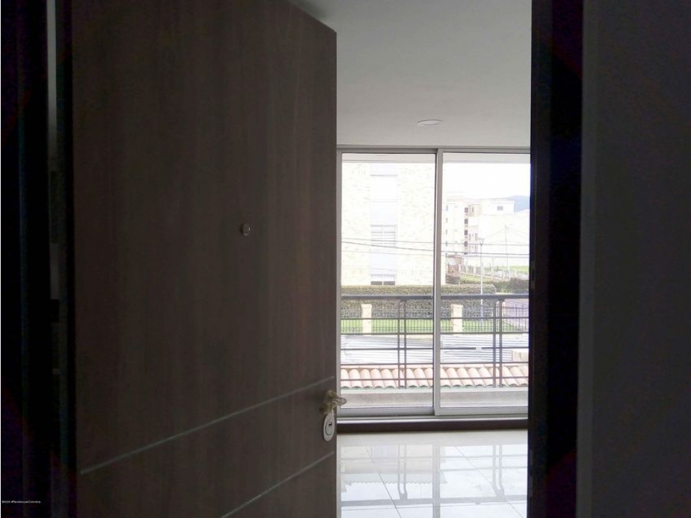 Apartamento en  Sabana Centro(Chia) RAH CO: 23-644