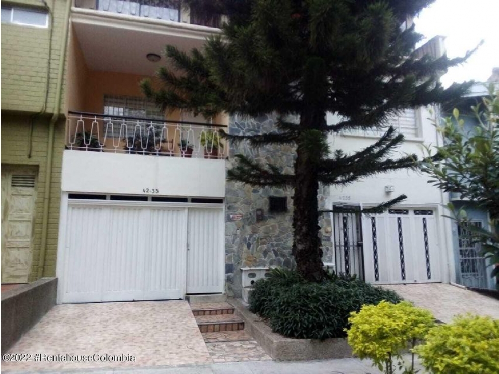 Casa en  Laureles(Medellin) RAH CO: 23-799