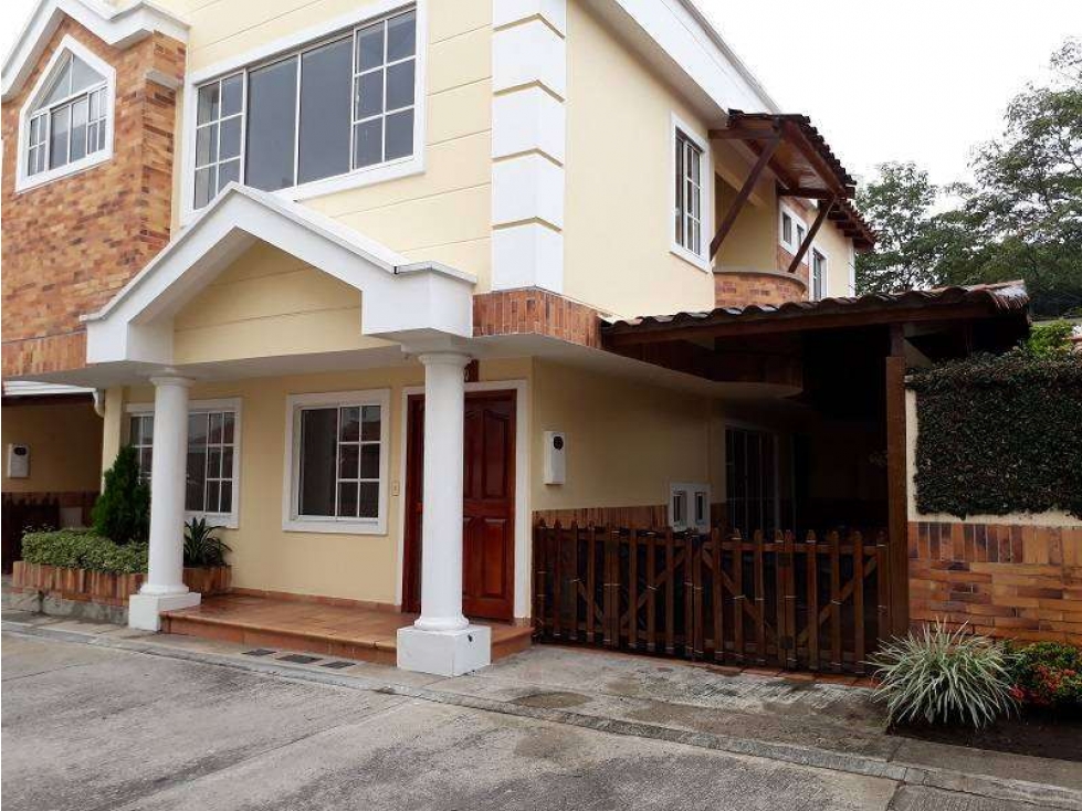 VENTA PERMUTA CASA CONJUNTO CERRADO CAÑAVERAL DE LA RIVIERA COD:193