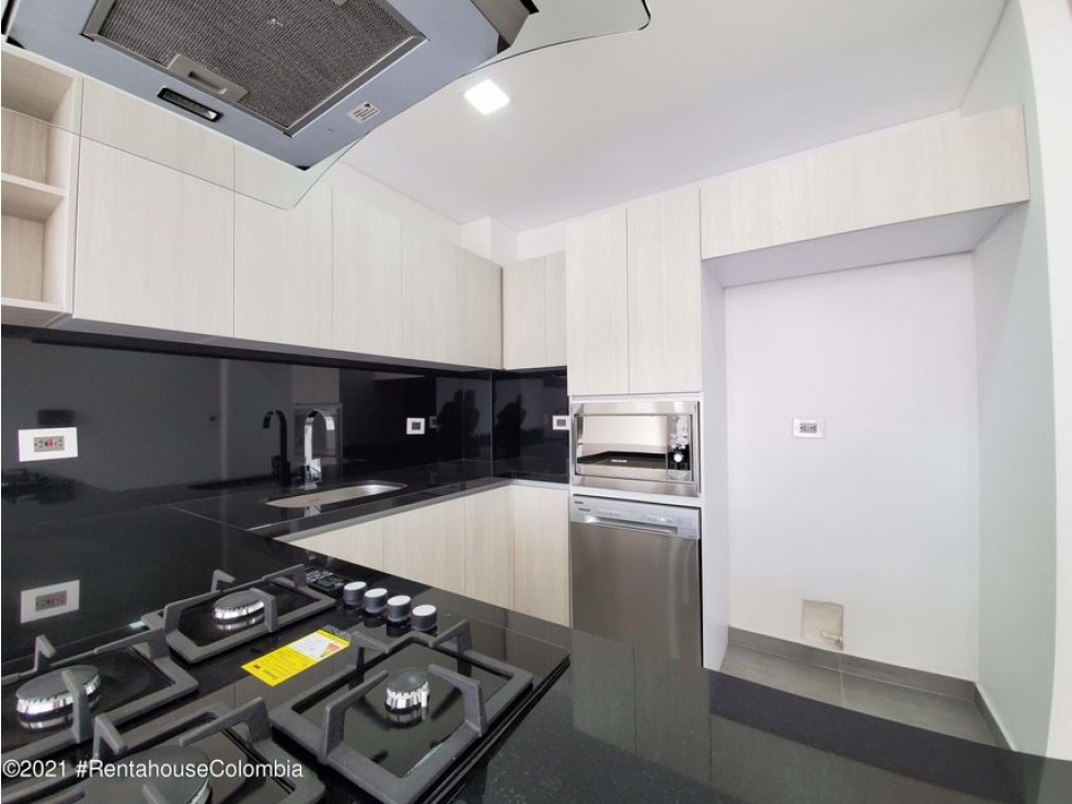 Apartamento en  Batan(Bogota) RAH CO: 23-739