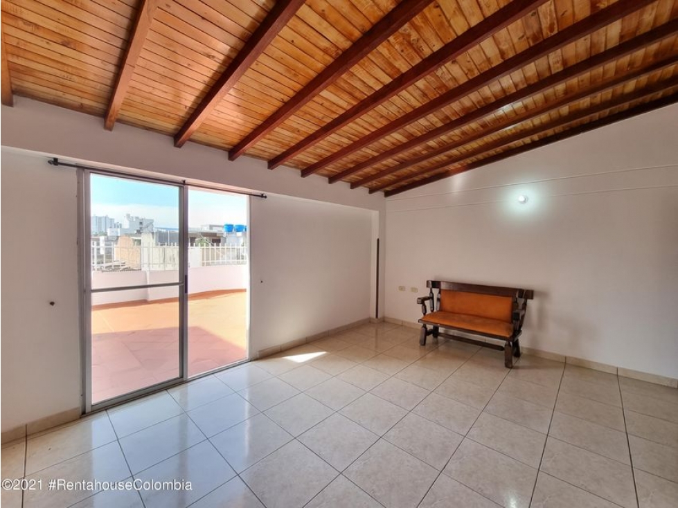 Apartamento en  Universidad RAH CO: 23-676