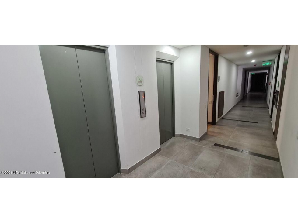 Apartamento en  Cedritos(Bogota) S.G  23-5
