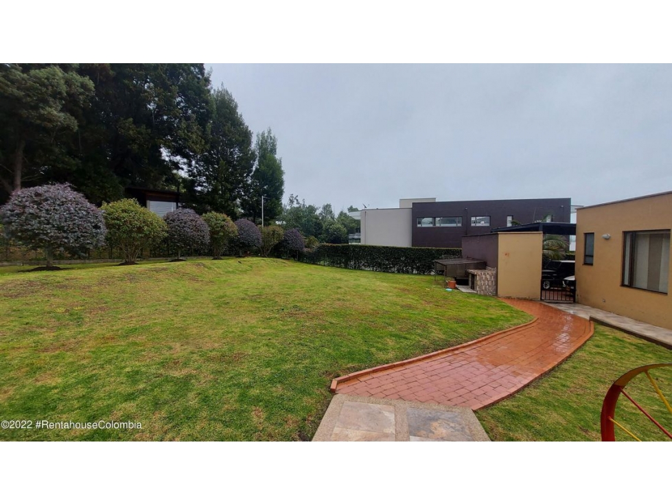 Casa en  Vereda Gratamira(Sopo) S.G  23-68