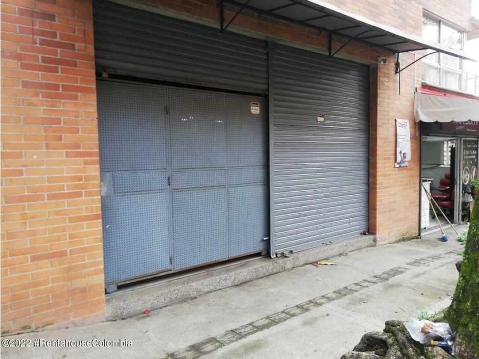 Comercial en  La Colinita(Medellin) S.G  23-798