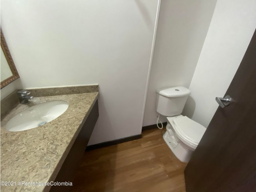 Apartamento en  Dardanelo(Bogota) S.G  23-816