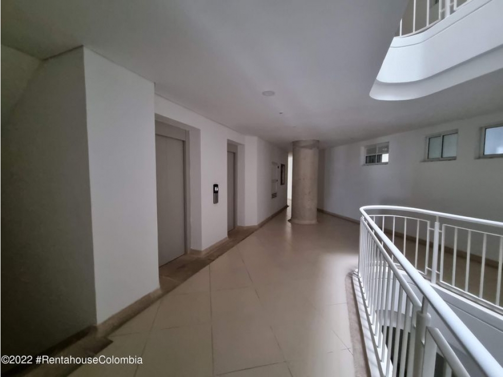 Apartamento en  Crespo(Cartagena) RAH CO: 23-1817