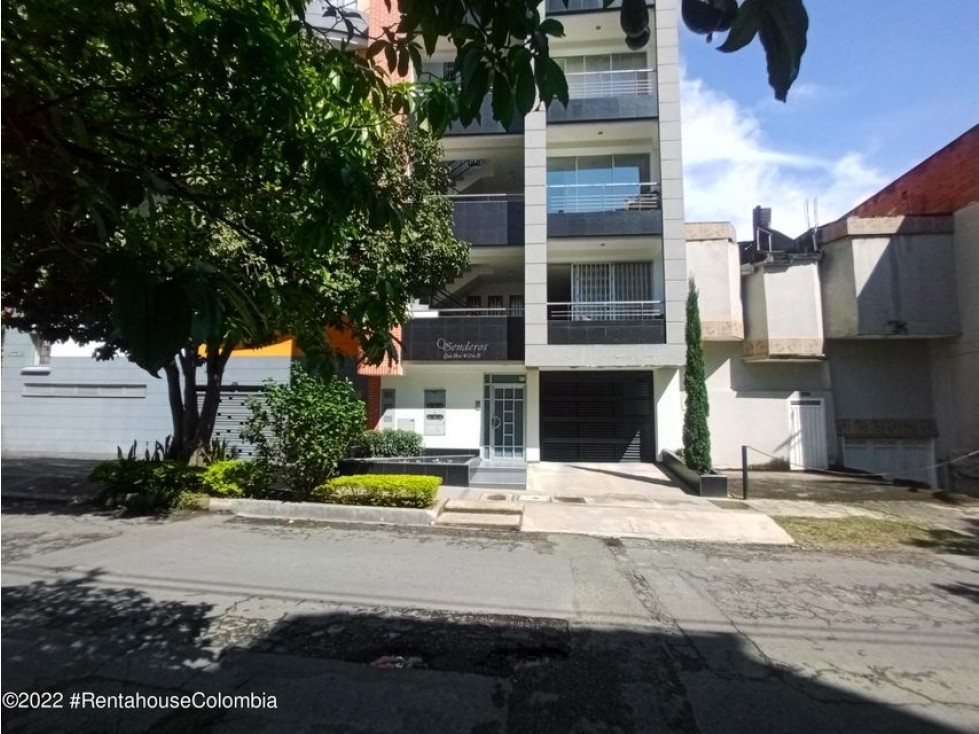 Apartamento en  Simon Bolivar RAH CO: 23-707