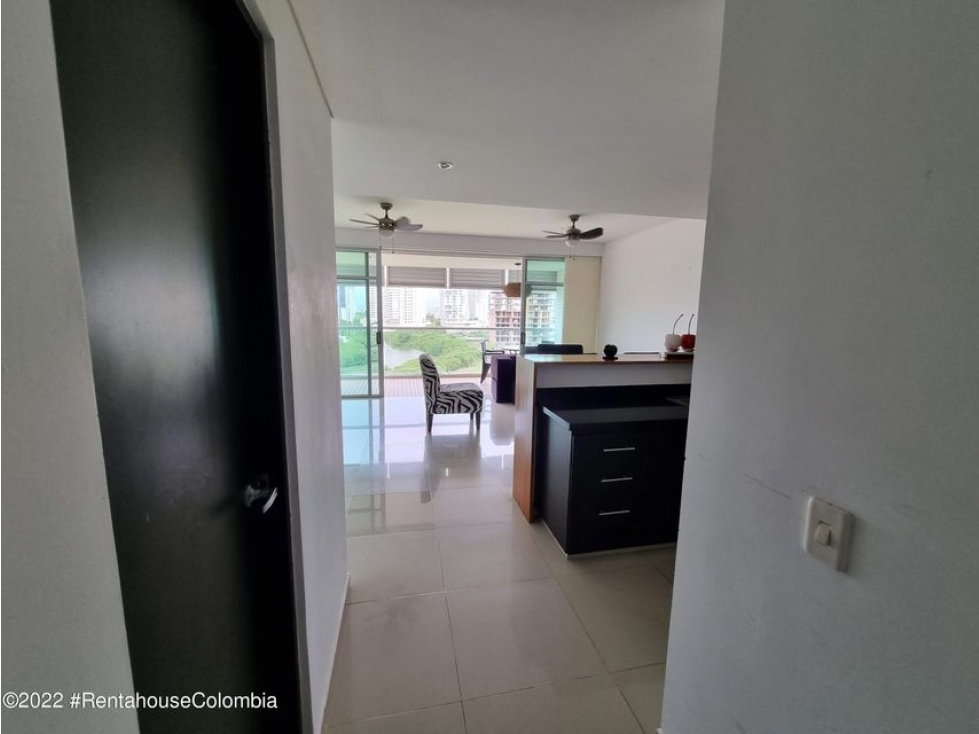 Apartamento en  Marbella(Cartagena) RAH CO: 23-222