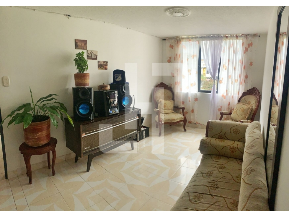 VENDO CASA CON APARTAMENTO EN LA PAZ