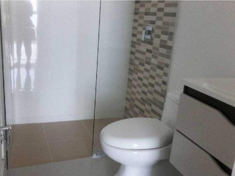 Apartamento en piso 8 con vista frontal al mar, rodadero reservado
