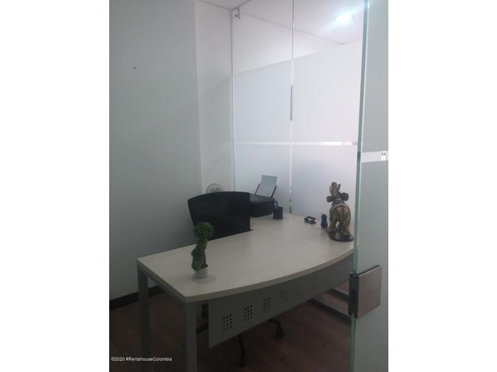 Comercial en  Chico Norte(Bogota) RAH CO: 23-957