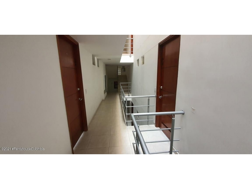 Apartamento en  La Castellana RAH CO: 23-741