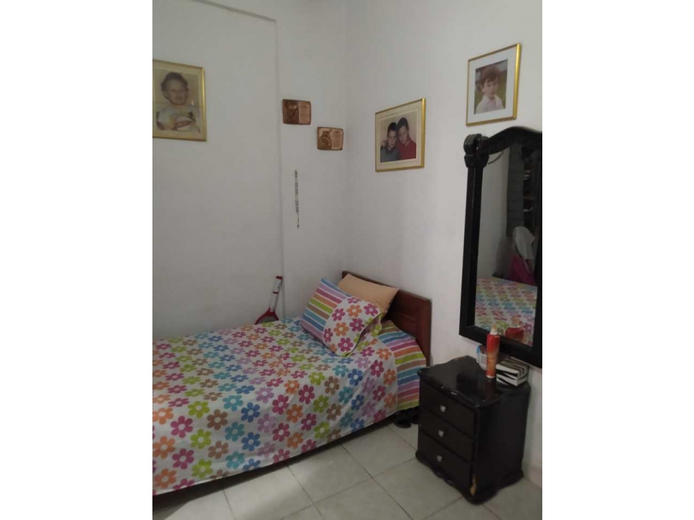 Venta Casa de 2 pisos Barrio la Floresta (S.S.6218714    )