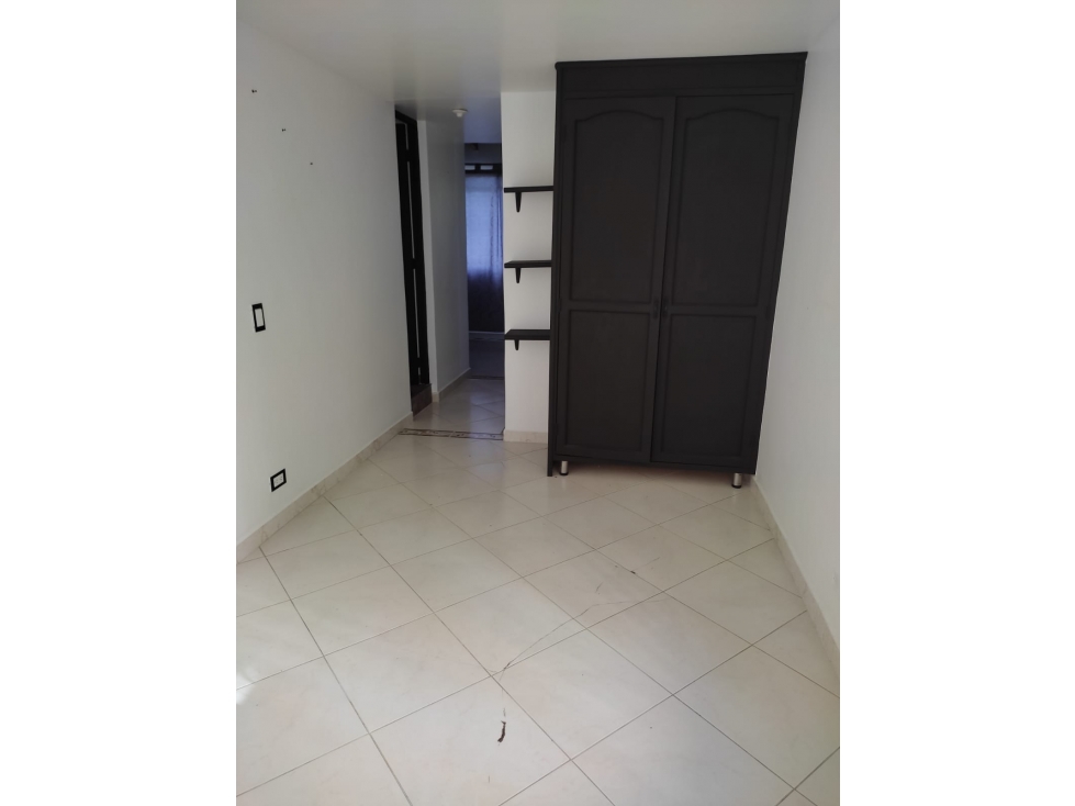 SE VENDE CASA UNIFAMILIAR - SAN SILVESTRE - BELLO - 3 NIVELES