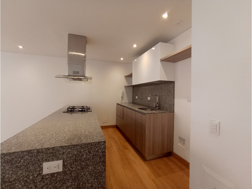 Apartaestudio en venta en  Chicó  Bogotá D.C. HC 5607413