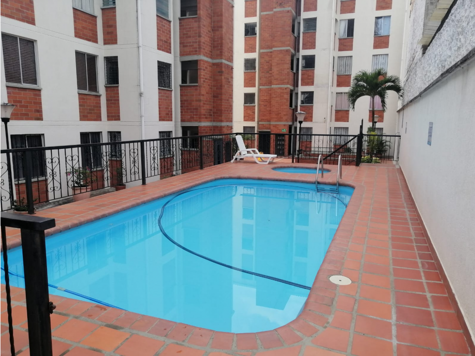 Apartamento en venta en El Refugio HABI 9405464925