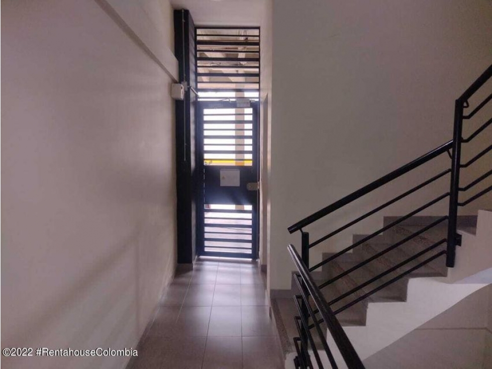 Apartamento en  San Luis(Bogota) RAH CO: 23-1868