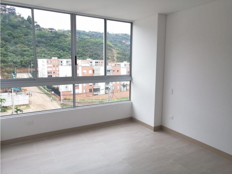 SE VENDE APARTAMENTO EN CRISTALES  ( MM)