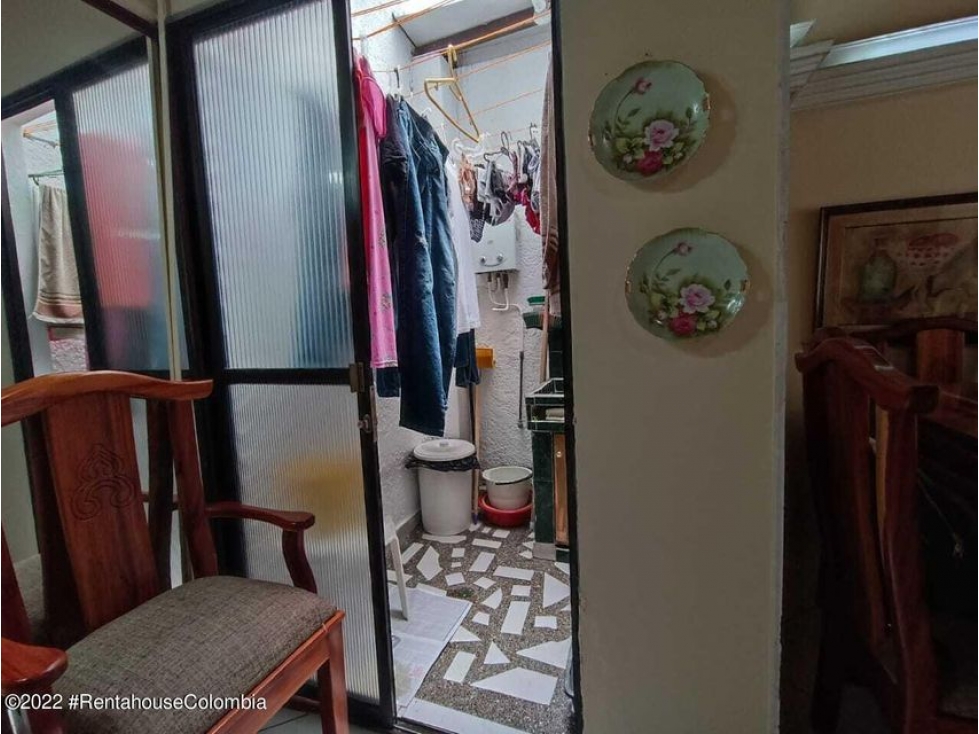 Apartamento en  Mesa(Envigado) RAH CO: 23-1506