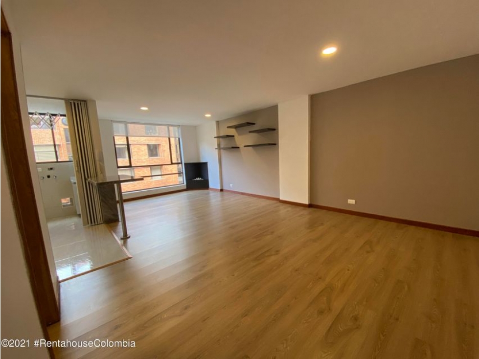 Apartamento en  El Pedregal(Bogota) RAH CO: 23-822