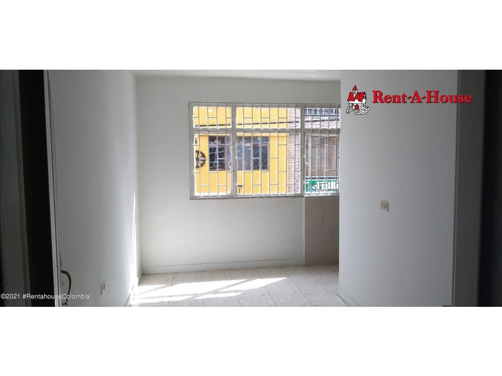 Comercial en  Venecia(Bogota) RAH CO: 23-1100