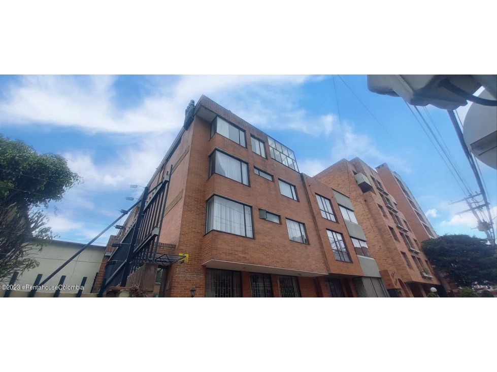 Apartamento en  Los Cedros(Bogota) RAH CO: 23-2254
