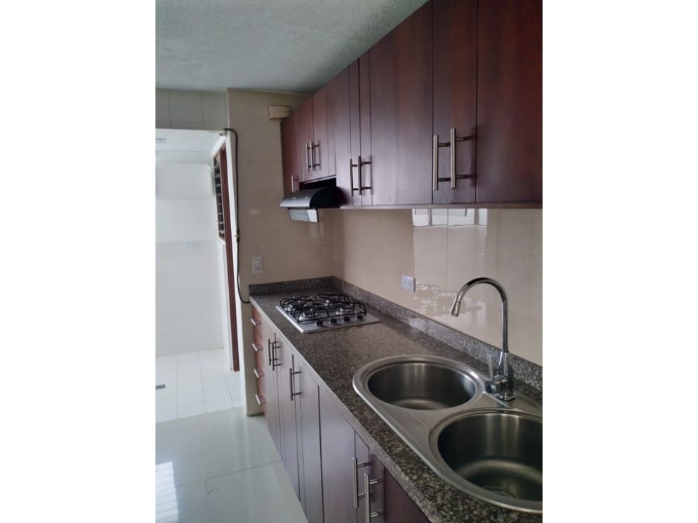 VENDO HERMOSO APARTAMENTO EN MAYAPAN (G.Q)