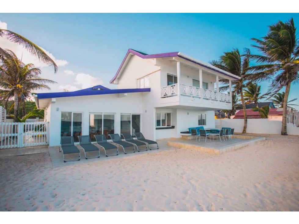 SE VENDE CASA SOBRE  LA PLAYA EN SAN ANDRES T.P