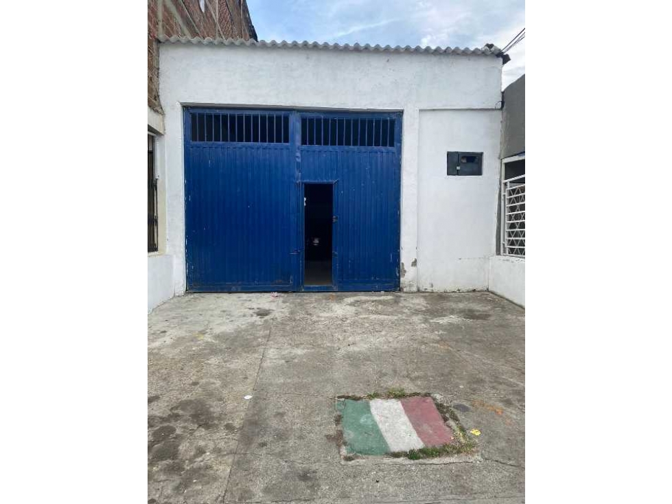 SE VENDE BODEGA EN LA NUEVA FLORESTA T.P