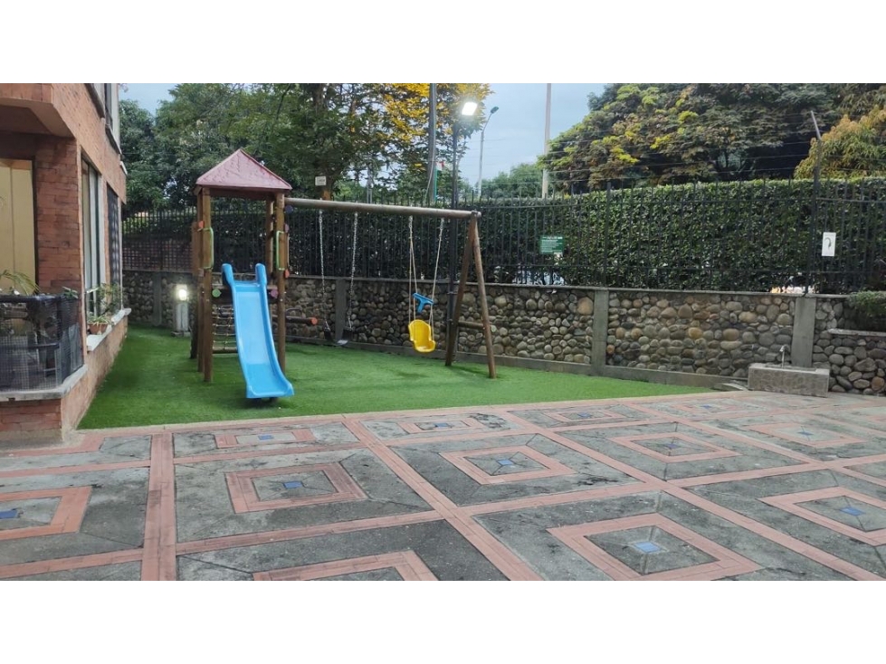 SE VENDE APARTAMENTO EN EL LIMONAR (MM)