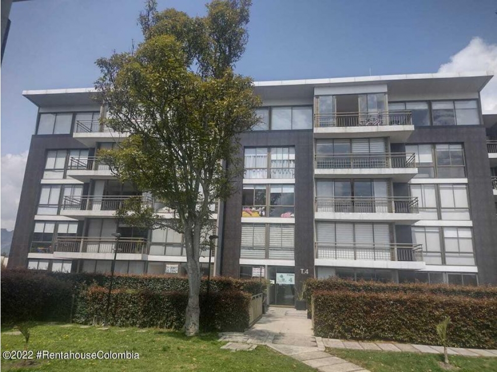 Apartamento en  Vereda Canelon RAH CO: 23-1682