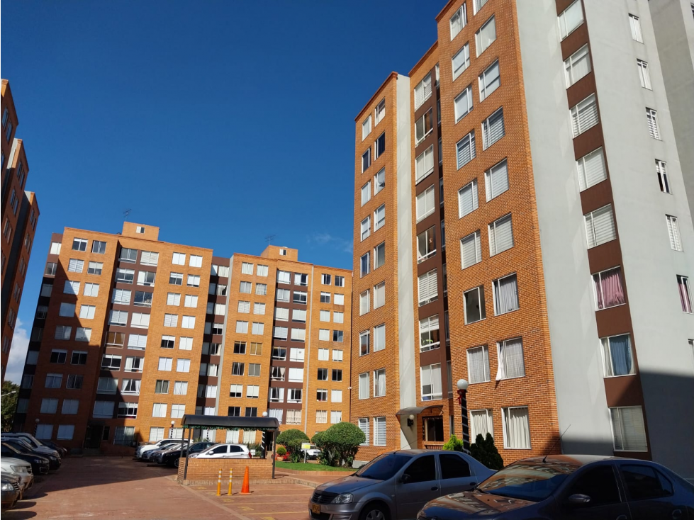 Apartamento en venta en El Redil NID 5882509379