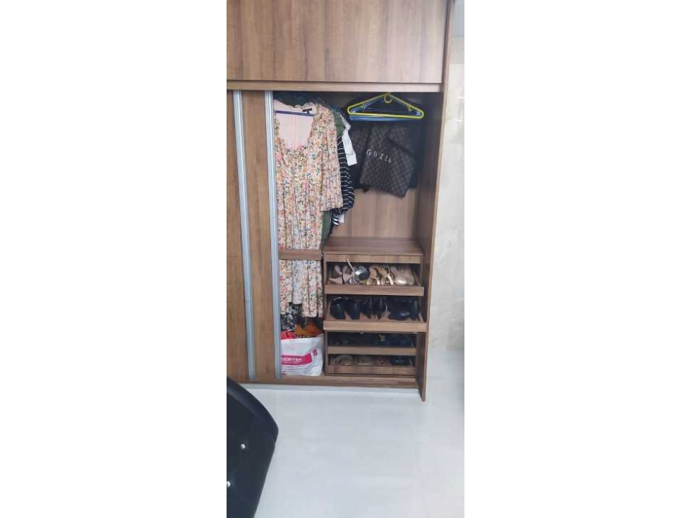 SE VENDE APARTAESTUDIO EN SANTA TERESITA 1 PISO