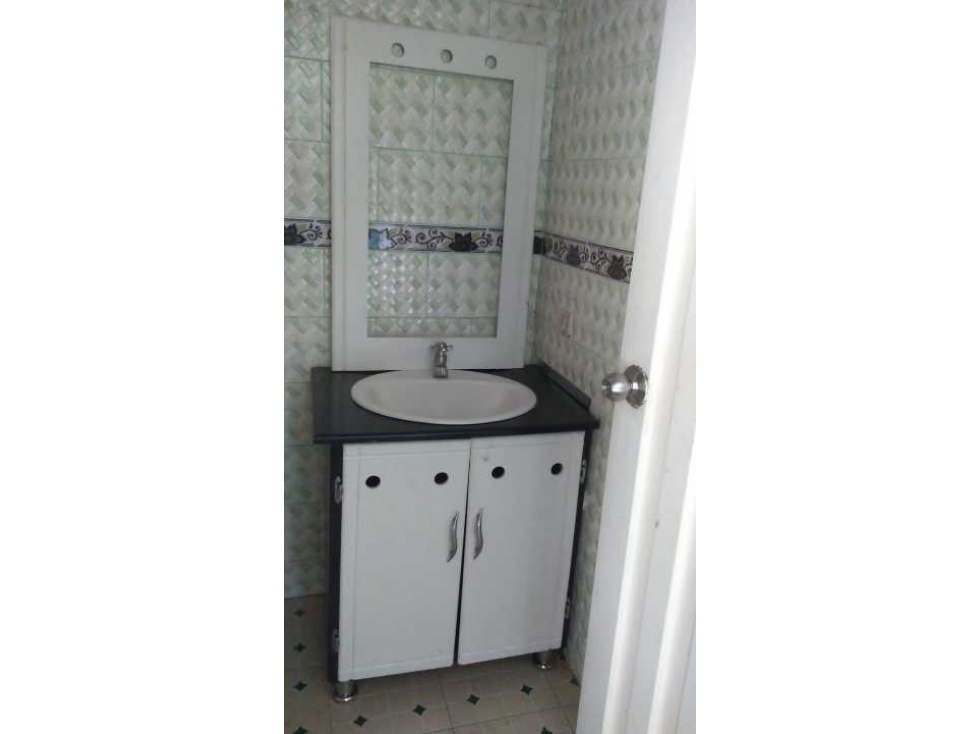 SE VENDE LINDA CASA DE 2 PISOS EN EL CANEY (D.C) W:4934696