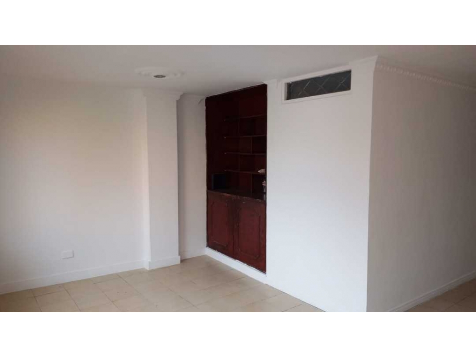 VENDO APARTAMENTO DUPLEX EN SANTA RITA PARA REMODELAR C-DC W:6757300