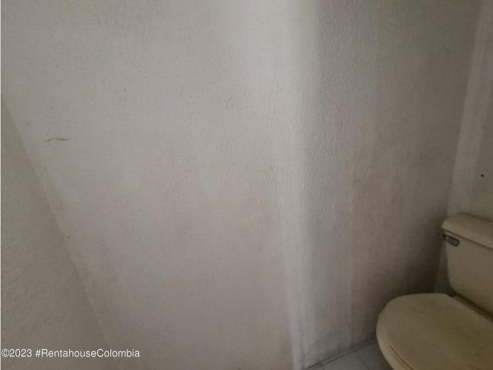 Comercial en  Quintanares(Soacha) C.O: 24-949