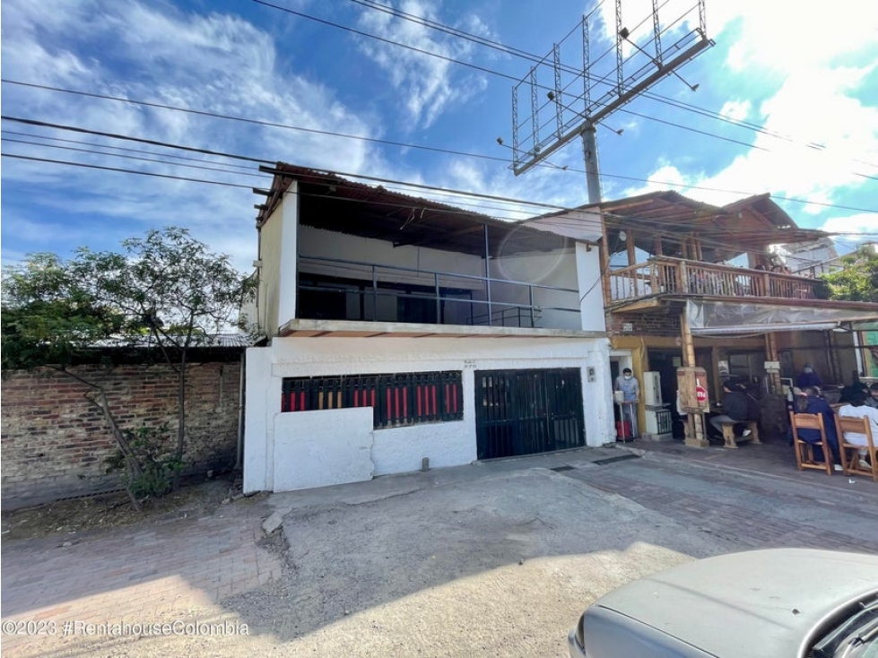 Comercial en  Santa Lucia(Chia) RAH CO: 24-494